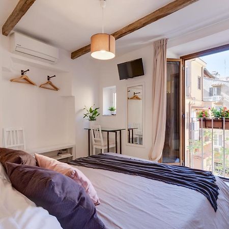 Domus De Fiori Apartment โรม ภายนอก รูปภาพ