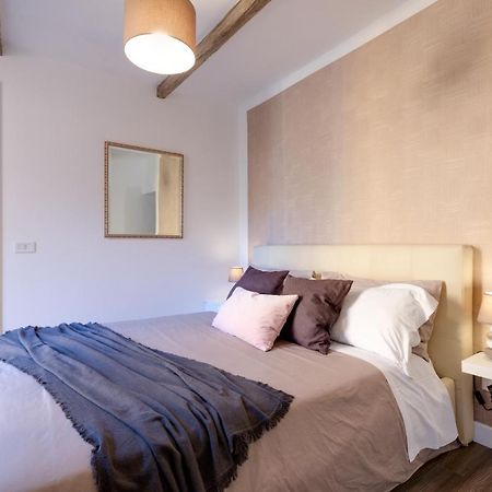 Domus De Fiori Apartment โรม ภายนอก รูปภาพ
