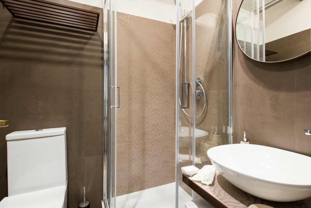 Domus De Fiori Apartment โรม ภายนอก รูปภาพ